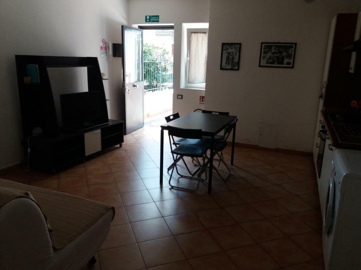 B&B Glicini Roma Esterno foto